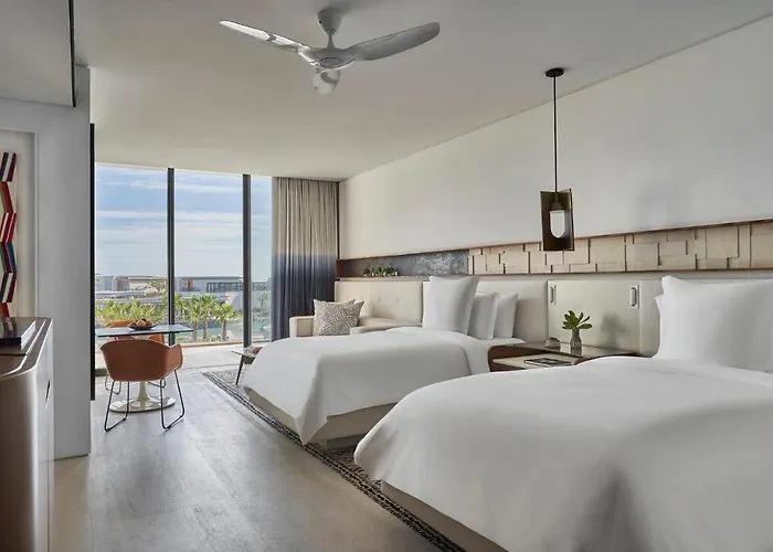 Resort Four Seasons Cabos 5*
