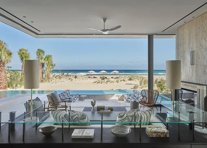 Resort Four Seasons Cabos 5*